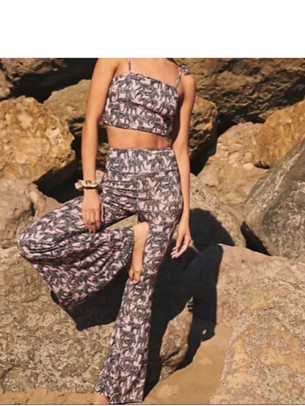 FP Movement x Onzie Take Me Away Tiger Print Crop Top S/M NWOT
